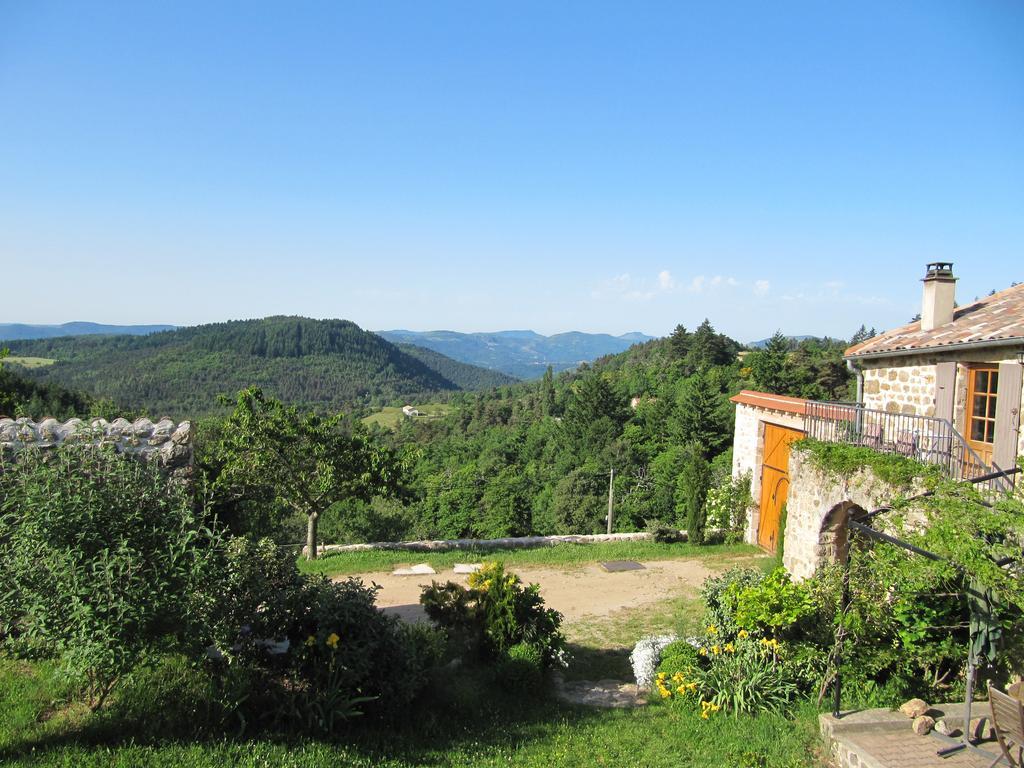 Le Petit Rias Gite Soleil Saint Maurice en Chalencon المظهر الخارجي الصورة