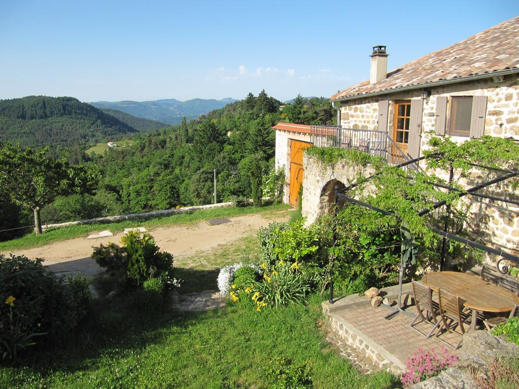 Le Petit Rias Gite Soleil Saint Maurice en Chalencon المظهر الخارجي الصورة
